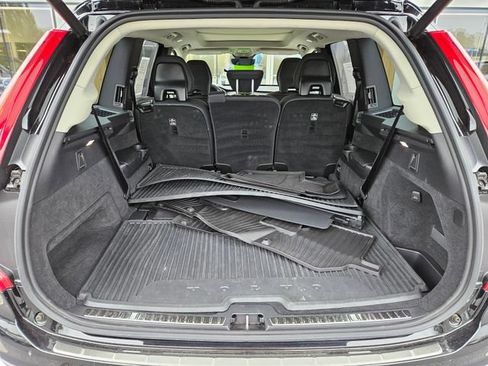 Certified 2024 Volvo XC90 T8 Plus w/ Protection Package Premier AWD/4WD image 11