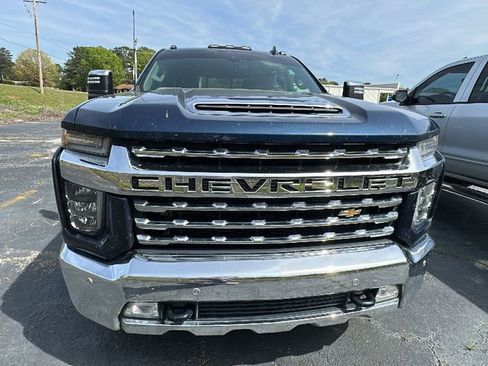Used 2020 Chevrolet Silverado 3500 LTZ w/ LTZ Plus Package image 12