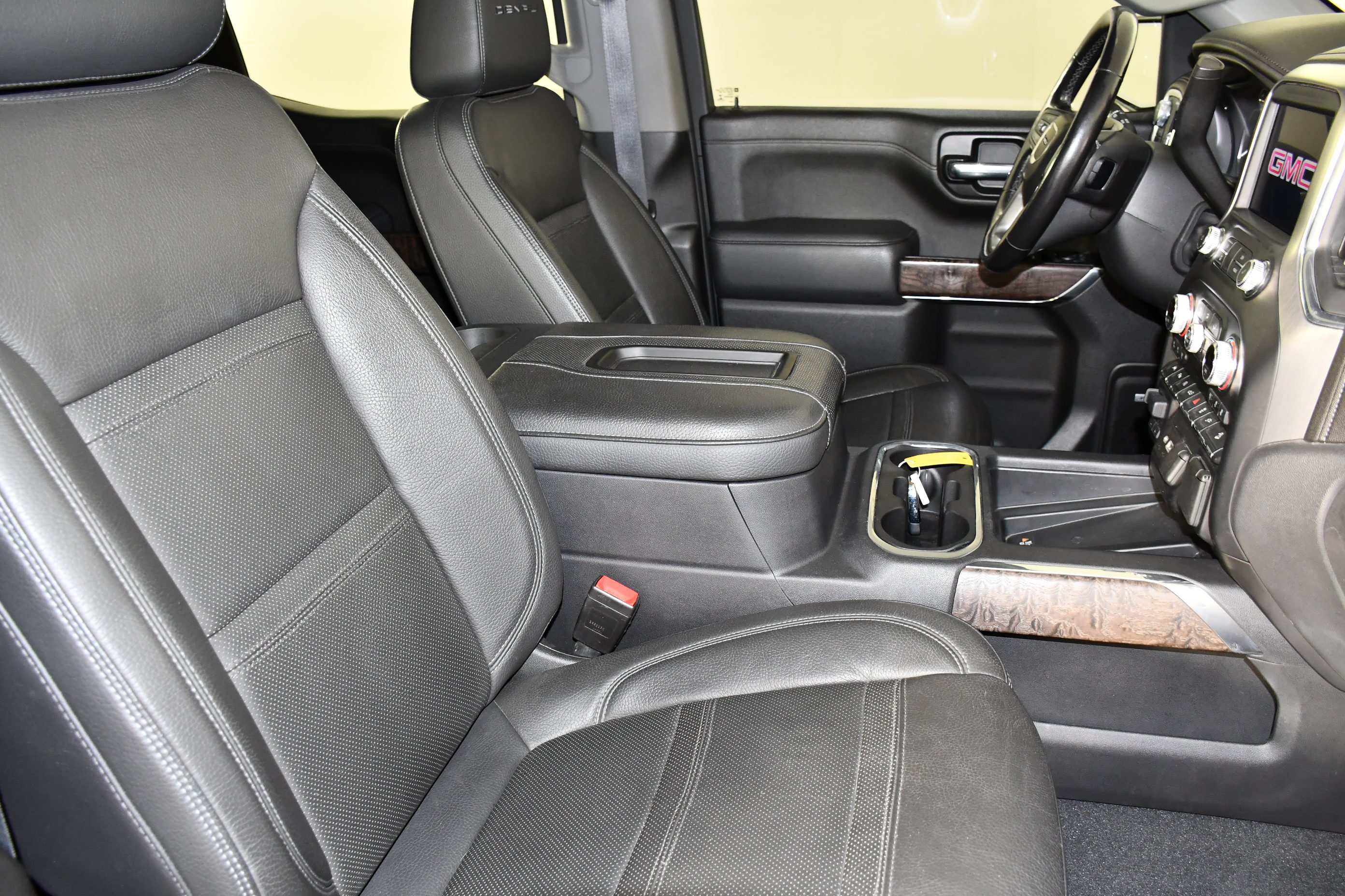 Used 2021 GMC Sierra 1500 Denali w/ Technology Package AWD/4WD image 46