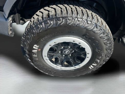Used 2023 Ford Bronco Big Bend w/ Sasquatch Package image 9