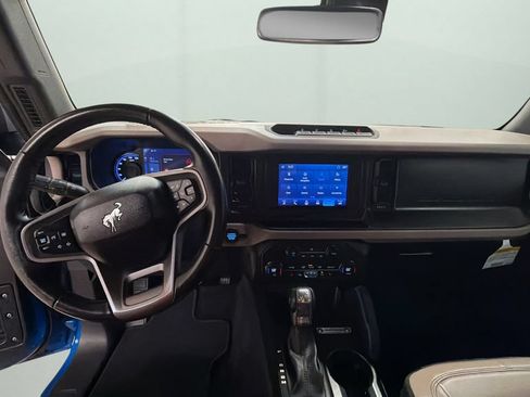 Used 2023 Ford Bronco Wildtrak AWD/4WD image 10