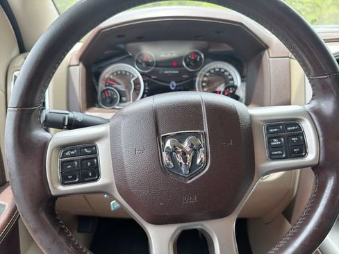Used 2014 RAM 1500 Laramie w/ Convenience Group RWD image 17