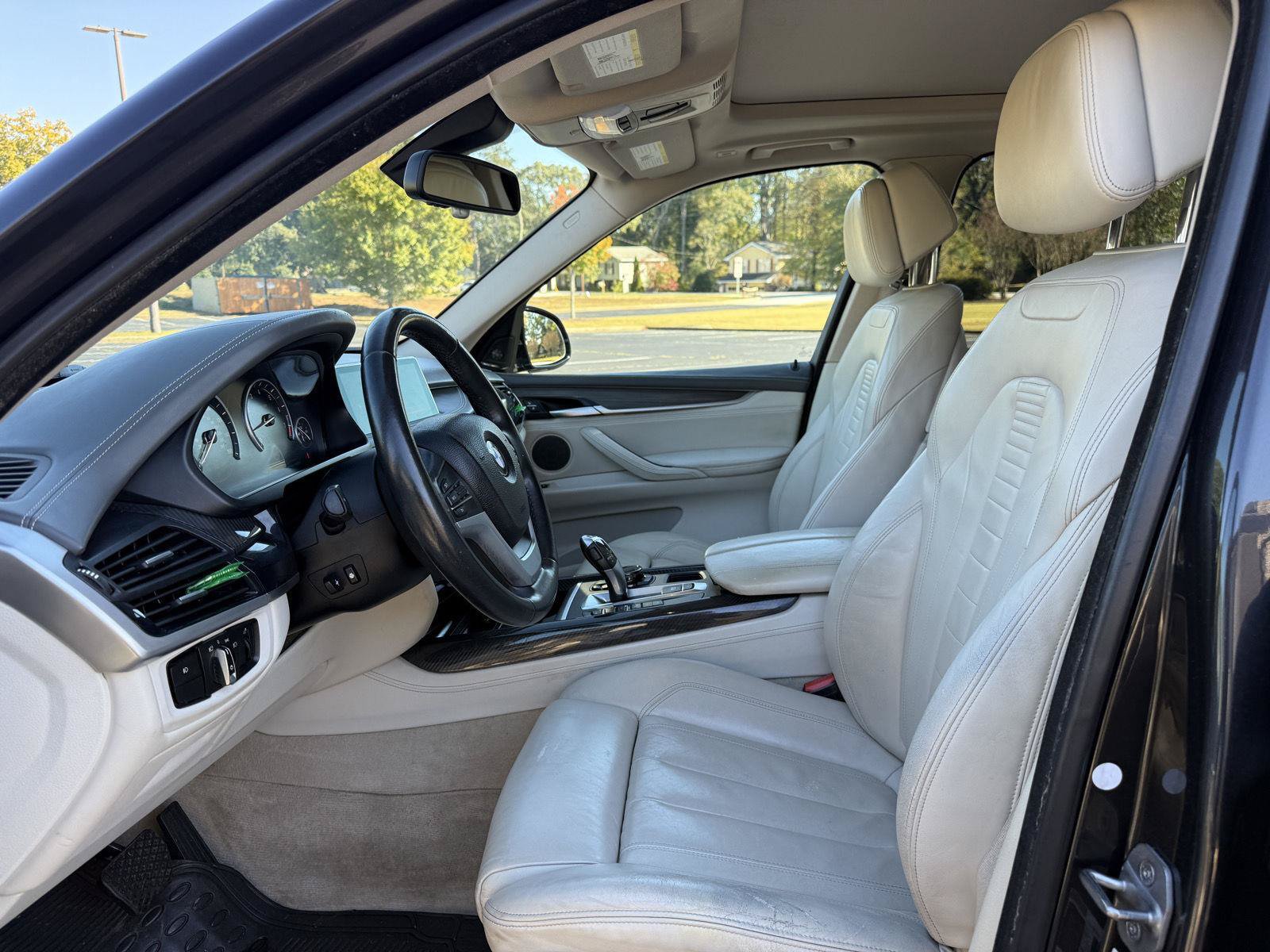 Used 2016 BMW X5 xDrive50i AWD/4WD image 34