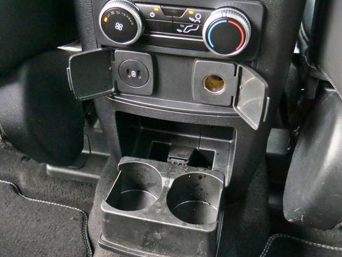 Used 2023 Ford Explorer XLT w/ Equipment Group 202A AWD/4WD image 23