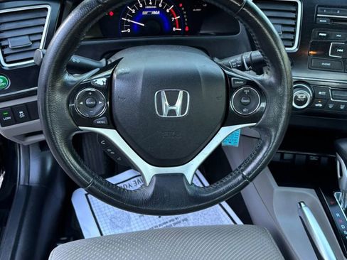 Used 2013 Honda Civic Hybrid Sedan image 9