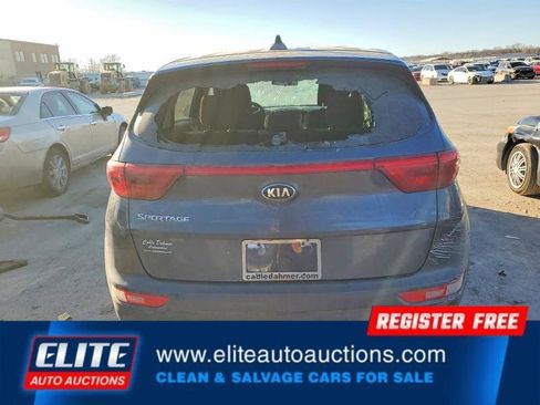Used 2018 Kia Sportage LX image 12