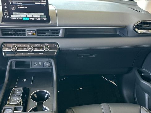 Used 2025 Honda Pilot Touring image 28