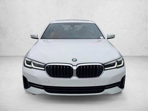 Used 2021 BMW 530i RWD image 2