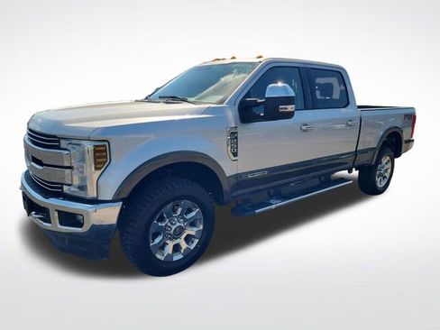 Used 2018 Ford F250 Lariat w/ Chrome Package image 1