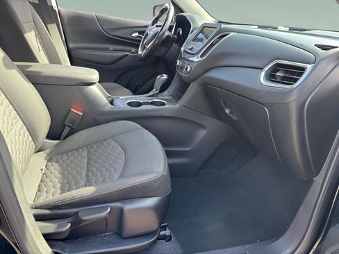 Used 2019 Chevrolet Equinox LT image 19