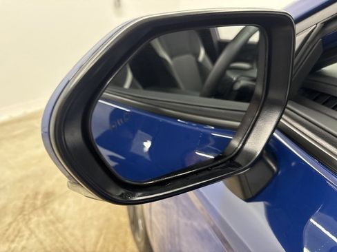 Used 2025 Toyota Camry SE w/ Multimedia Upgrade Package image 13