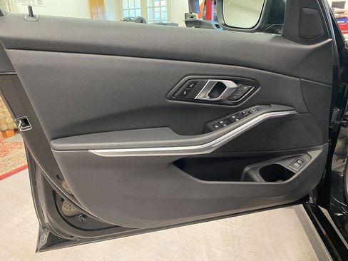 Used 2025 BMW 330i xDrive Sedan image 18