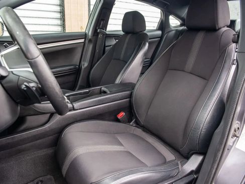 Used 2021 Honda Civic Sport image 4
