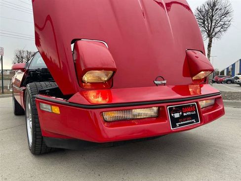 Used 1990 Chevrolet Corvette Convertible RWD image 87