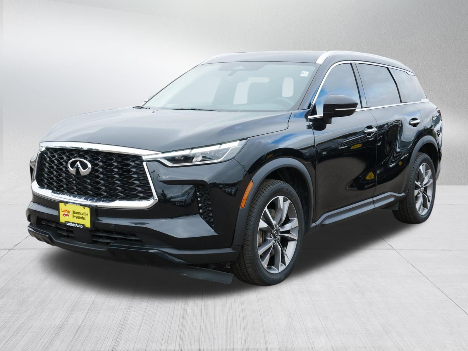 Used 2024 INFINITI QX60 Luxe AWD/4WD image 3