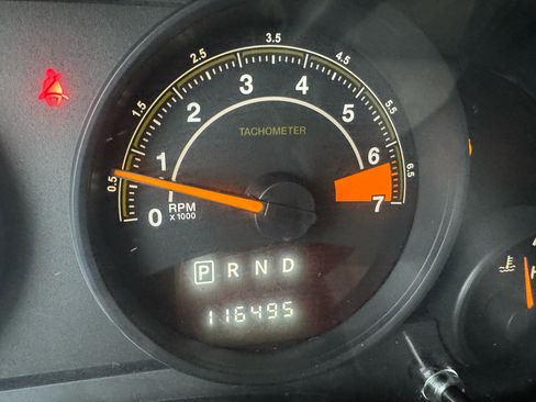 Used 2015 Jeep Patriot Latitude image 21