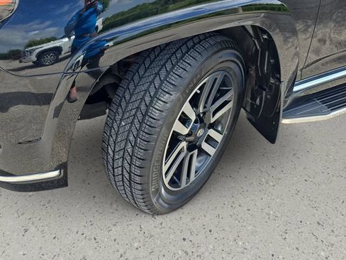Used 2015 Toyota 4Runner Limited RWD image 33