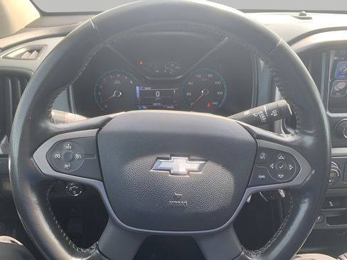 Used 2018 Chevrolet Colorado Z71 w/ Centennial Edition AWD/4WD image 12
