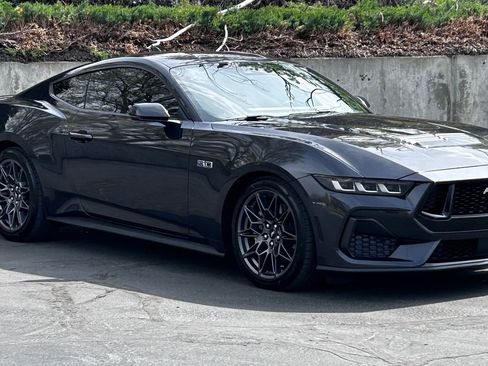 Used 2024 Ford Mustang GT Premium RWD image 7