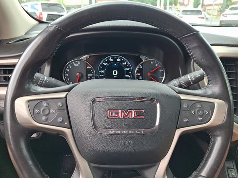 Used 2019 GMC Acadia Denali w/ Technology Package AWD/4WD image 22
