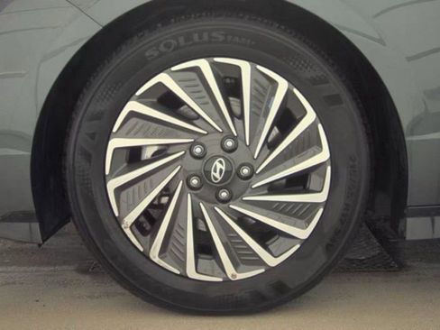 Used 2025 Hyundai Sonata SEL image 16