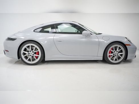 New 2026 Porsche 911 Carrera S image 9