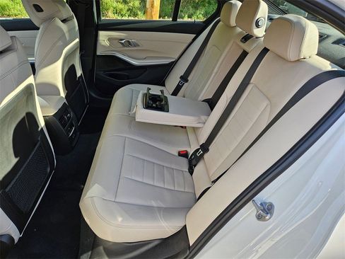 Certified 2022 BMW 330i xDrive Sedan w/ Premium Package 2 image 21