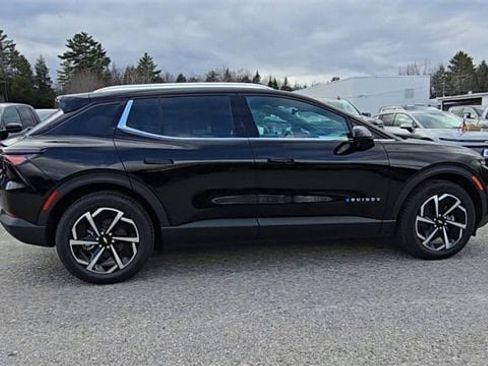 New 2026 Chevrolet Equinox EV LT w/ LPO, All-Weather Mat Package image 9