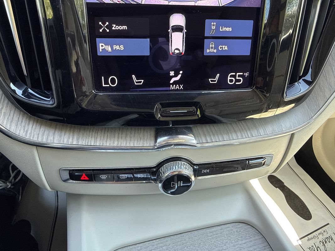Used 2021 Volvo XC60 T5 Inscription w/ Climate Package AWD/4WD image 26