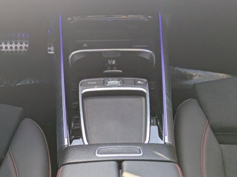 Used 2025 Mercedes-Benz GLA 35 AMG 4MATIC image 17