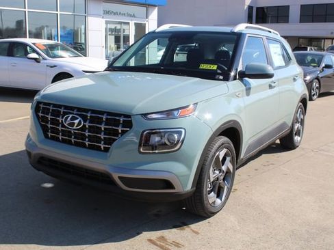 New 2026 Hyundai Venue SEL image 1