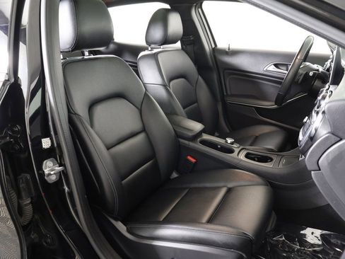 Used 2020 Mercedes-Benz GLA 250 4MATIC image 33