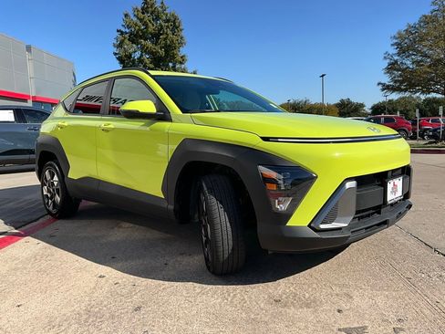 Used 2025 Hyundai Kona SEL image 5
