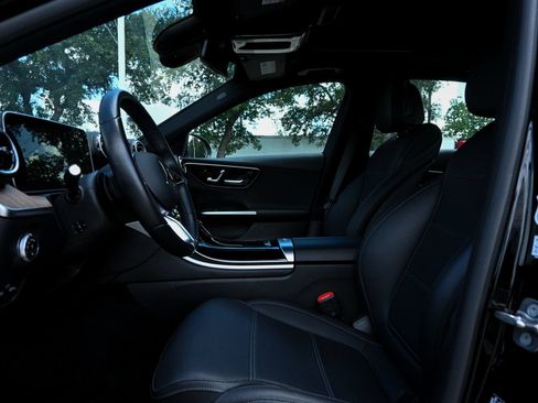 Used 2025 Mercedes-Benz C 300 Sedan image 16