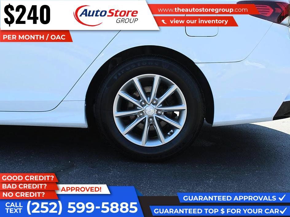 Used 2019 Hyundai Sonata SE w/ Cargo Package FWD image 9