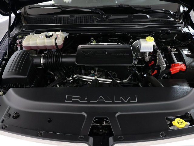 Used 2023 RAM 1500 Big Horn AWD/4WD image 38