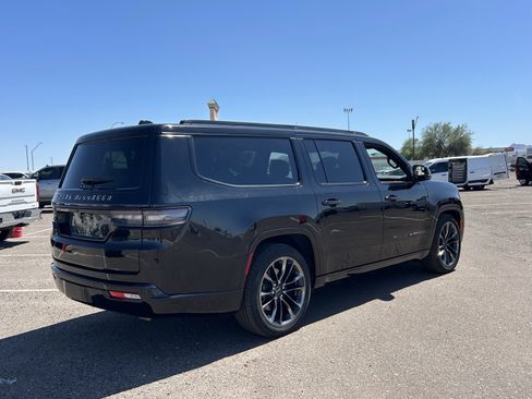 Used 2024 Jeep Grand Wagoneer L Series II w/ Quick Order Packagew 28T image 4