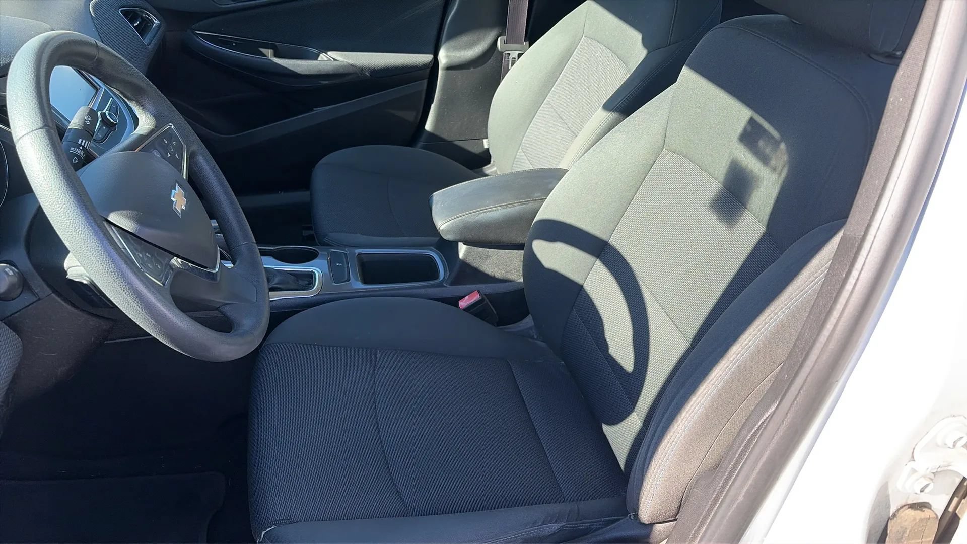 Used 2016 Chevrolet Cruze LT FWD image 9
