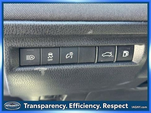 Used 2025 Toyota Camry LE image 19