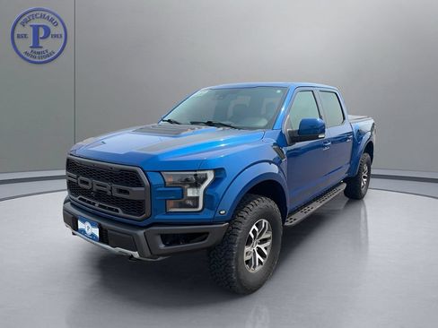 Used 2018 Ford F150 Raptor w/ Equipment Group 802A Luxury AWD/4WD image 3