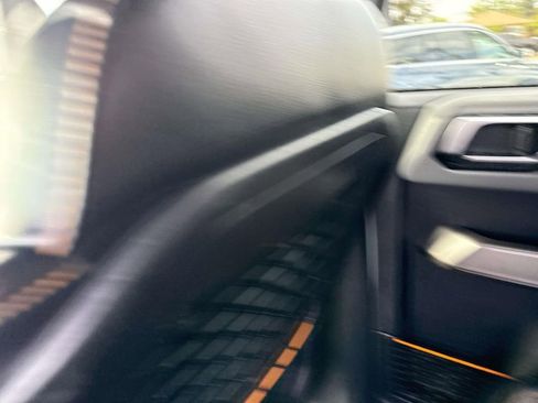 Used 2022 Ford Bronco Badlands image 11