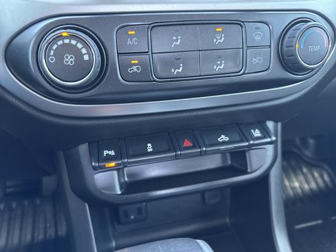 Used 2021 Chevrolet Colorado LT w/ Fleet Safety Package RWD image 25