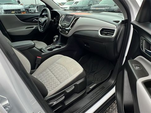 Certified 2023 Chevrolet Equinox LS image 16