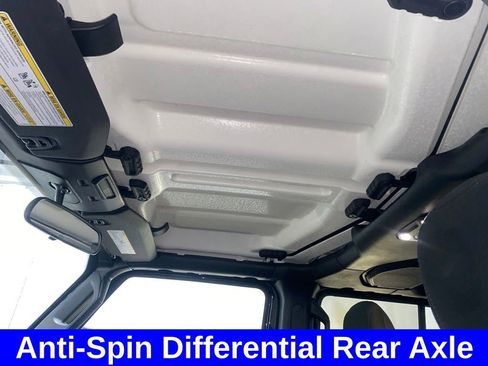 Used 2022 Jeep Wrangler Unlimited Sport image 11