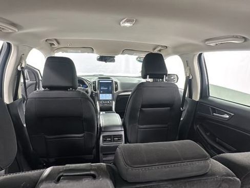 Used 2024 Ford Edge SE AWD/4WD image 17