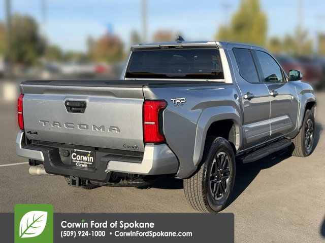 Used 2025 Toyota Tacoma TRD Sport AWD/4WD image 14