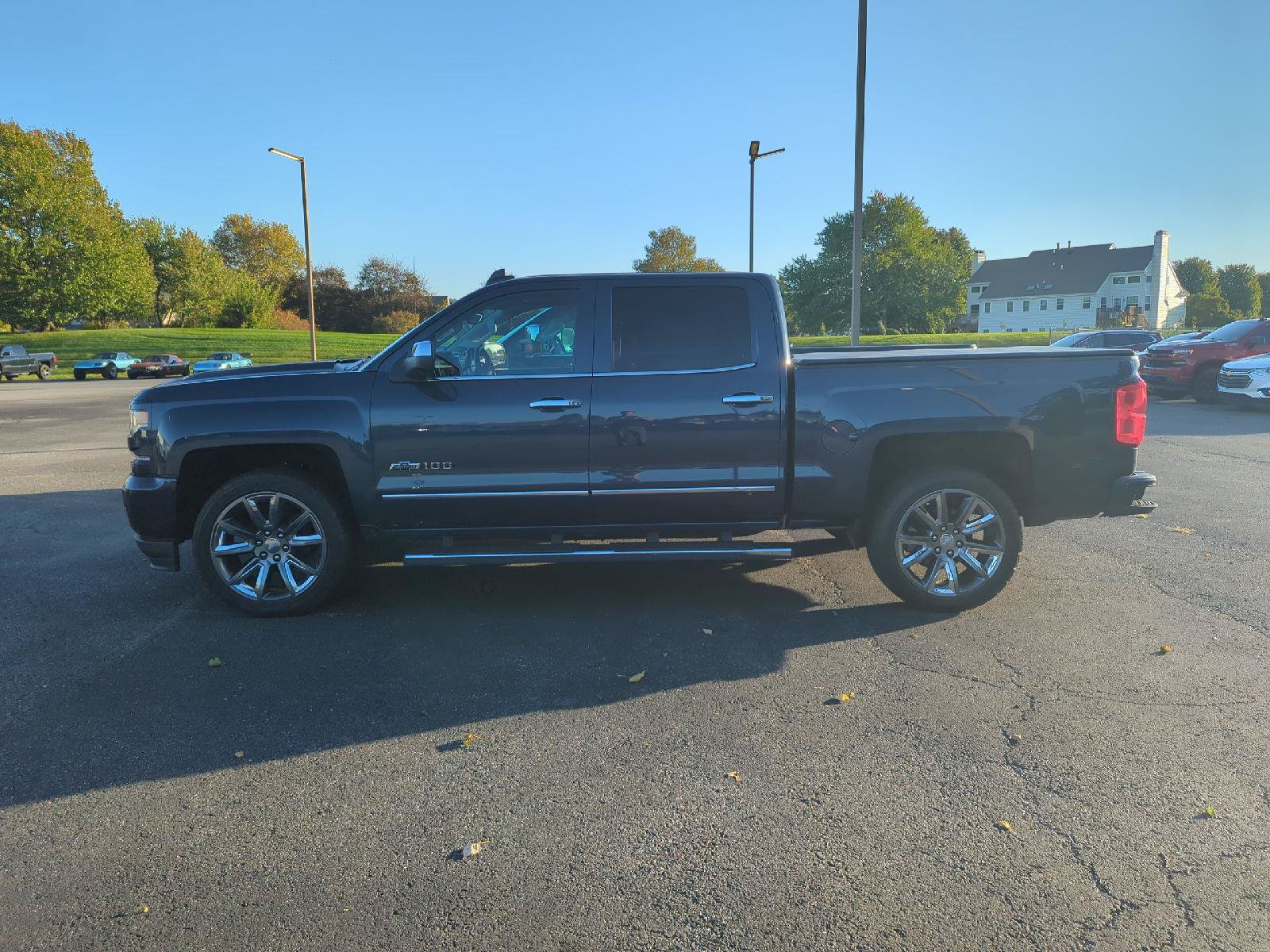 Used 2018 Chevrolet Silverado 1500 LTZ Z71 w/ Centennial Edition AWD/4WD image 4