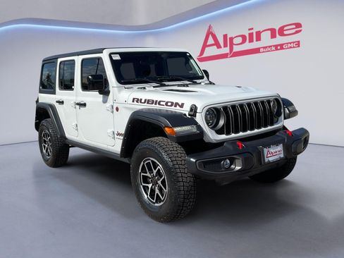 Used 2025 Jeep Wrangler Unlimited Rubicon AWD/4WD image 7