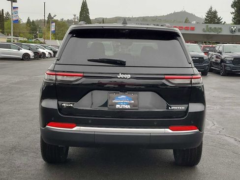 New 2026 Jeep Grand Cherokee Limited w/ Luxury Tech Group II AWD/4WD image 13