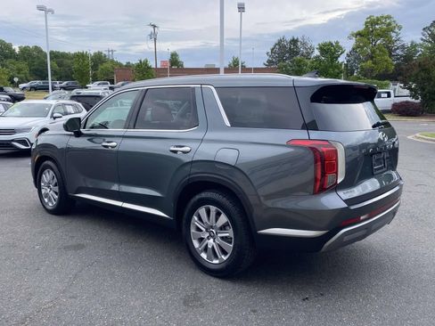 Used 2024 Hyundai Palisade SEL FWD image 5